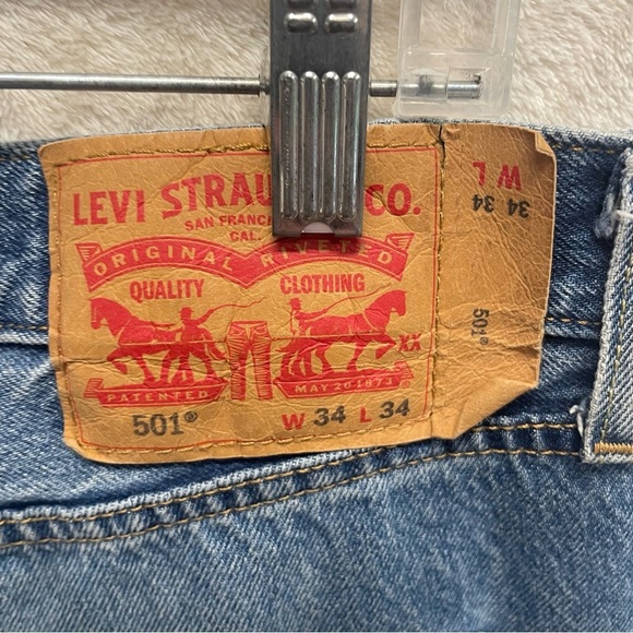 Levi’s men’s 501 Buttonfly jeans size 34/34 - Picture 4 of 10